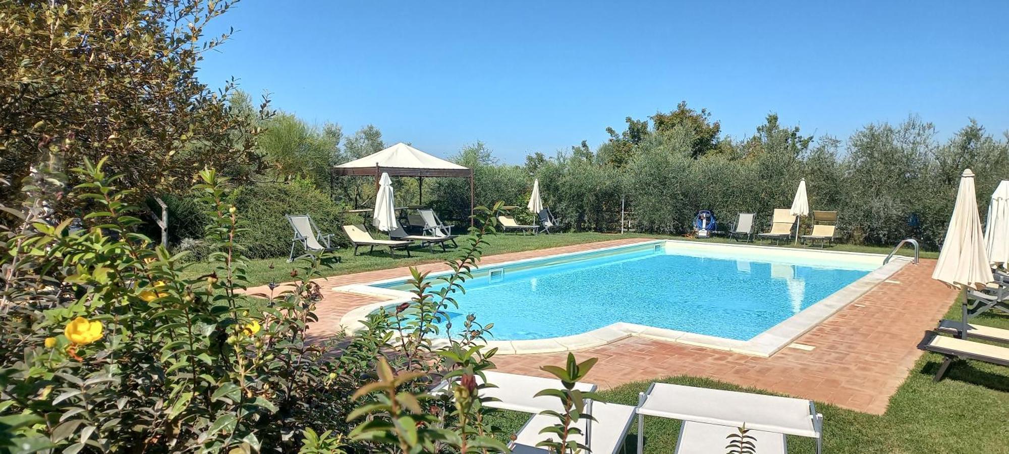 Appartement Poggio Olivo *